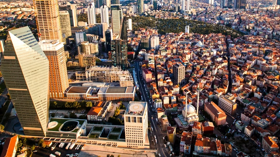 zeytinburnu dönüşüm projeleri ile güçlendirilen yapılar